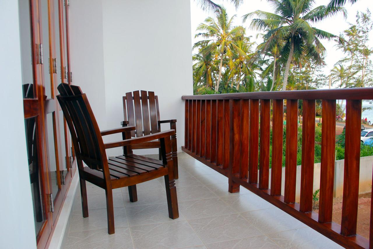 Savenrose Beach Villa Матара Экстерьер фото