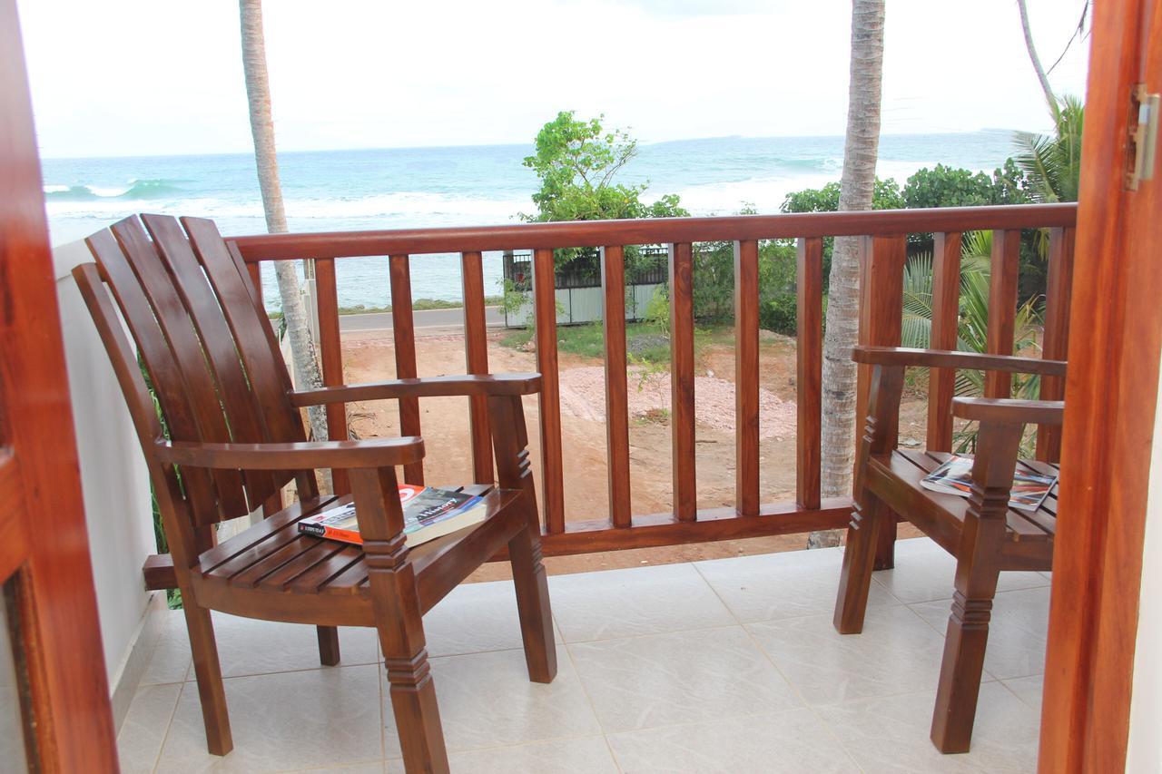 Savenrose Beach Villa Матара Экстерьер фото